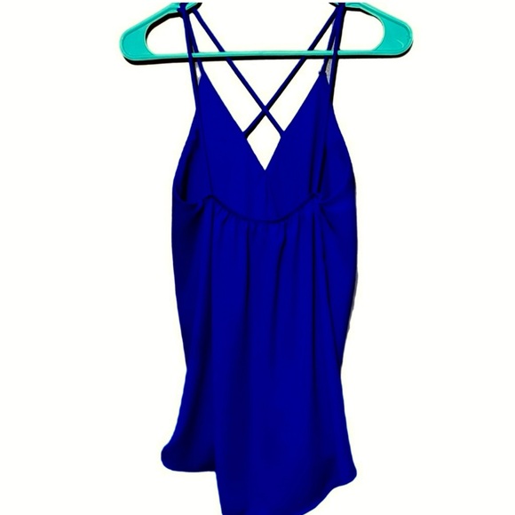 Fashion Nova Woman’s Twist Front Spaghetti Strap Stretch Sleeveless Top Size M - Picture 2 of 4